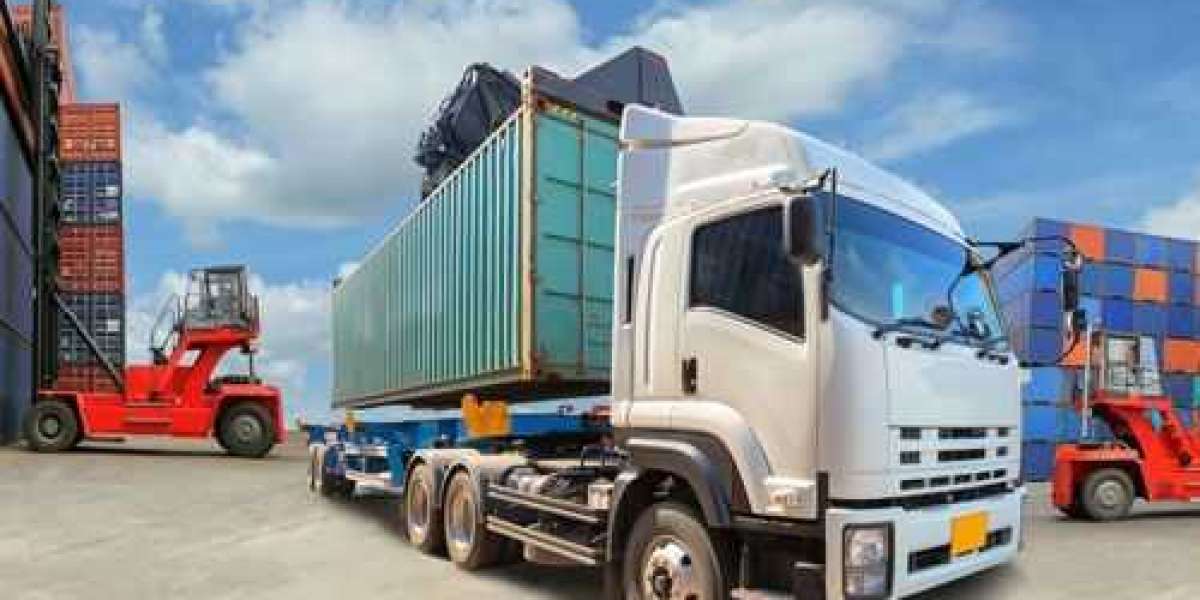 Road Cargo from Dubai to Riyadh Driving Cross-Border Trade