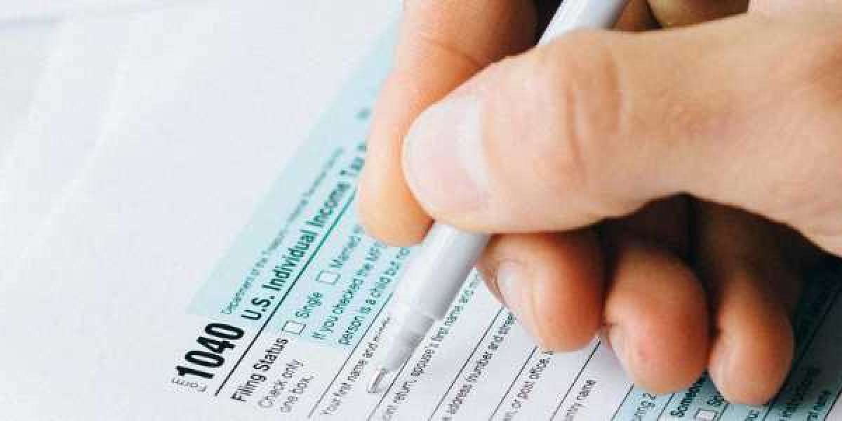 How Fund Accounting Services Help Investment Funds Manage Multi-Currency Transactions
