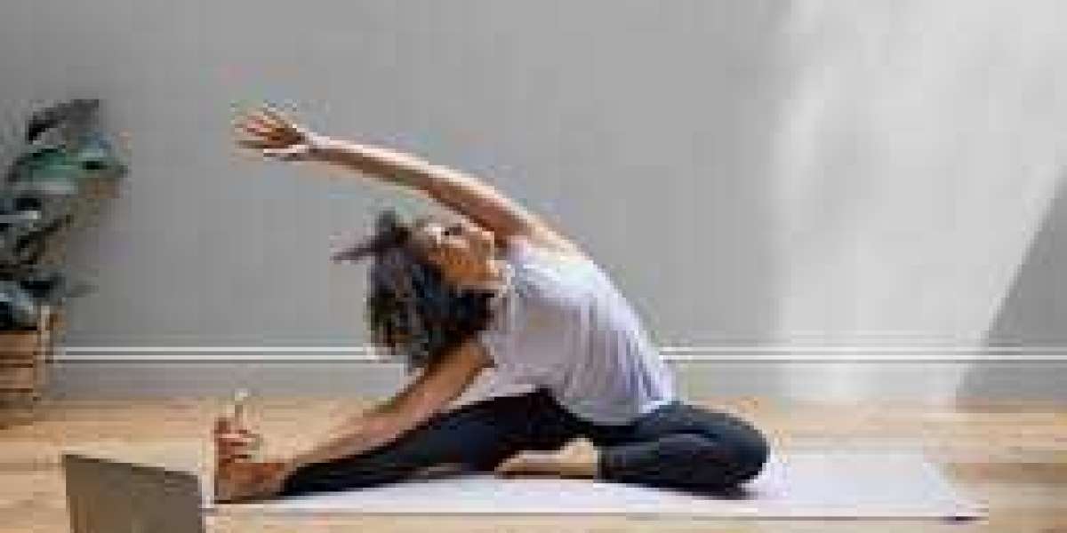 Why Best Online Yoga Classes Are Trending Worldwide