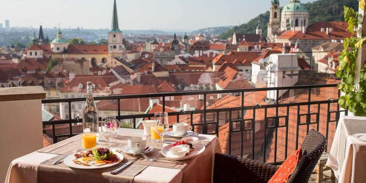A Luxurious Getaway in the Capital: A Curated Itinerary for Luxury Lovers and Food Connoisseurs
