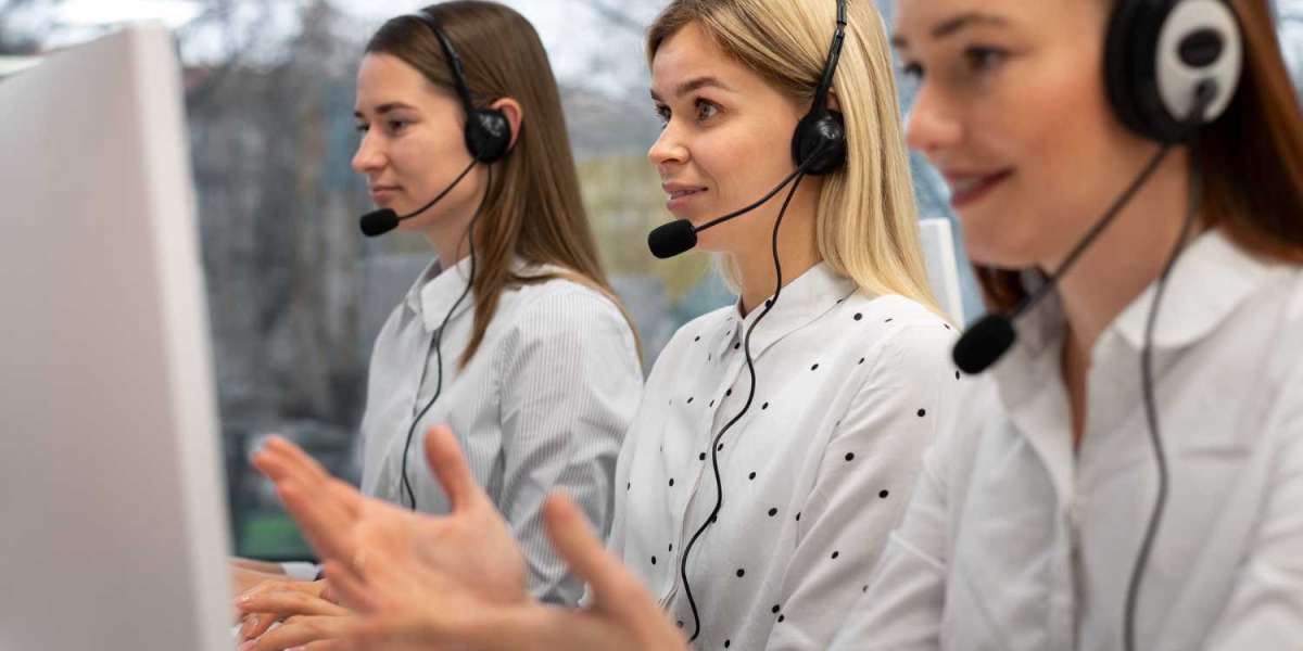 Your Ecommerce Growth Is Creating a Customer Service Problem—Here's Where the Model Breaks