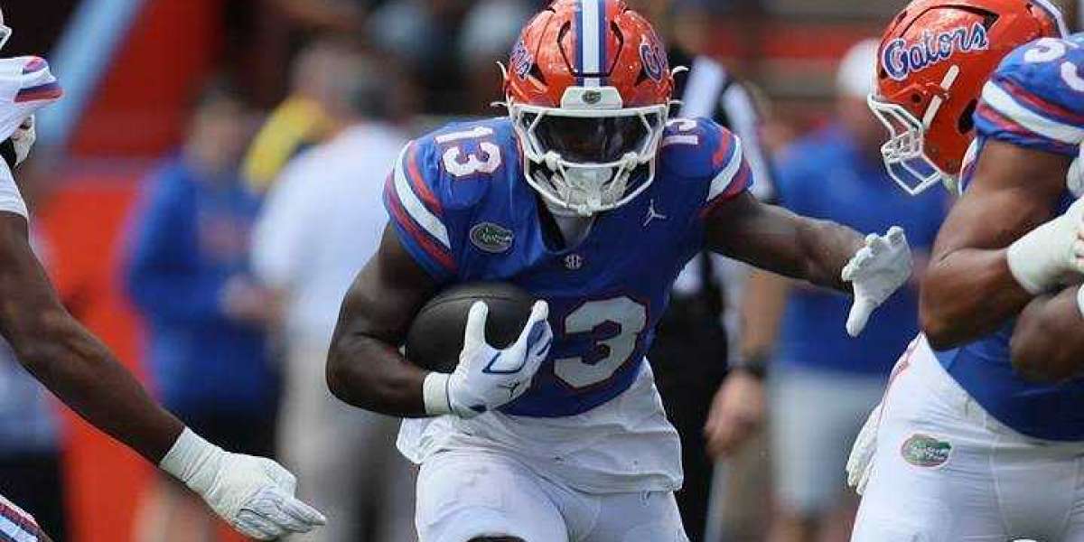 U4GM CFB 27 How to Read Pressure Before the Snap