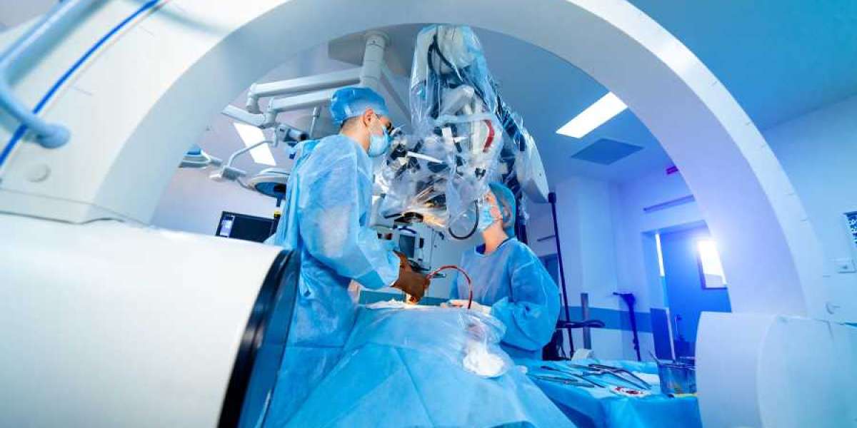Dr. Abhishek Pandey – Hip Replacement Surgeon in Lucknow